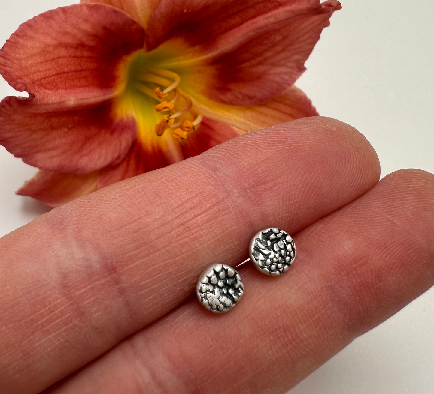 Floret Small Stud