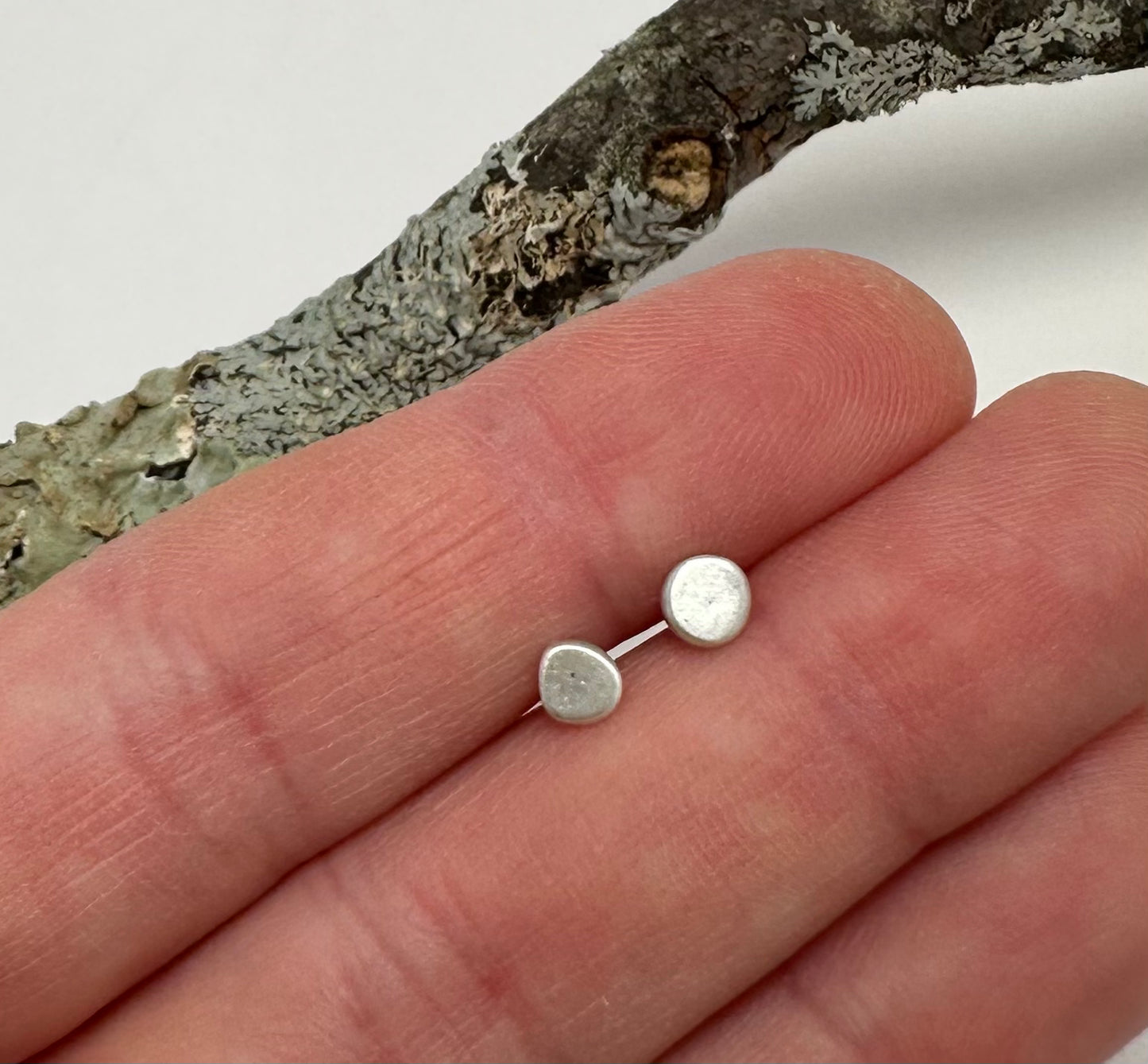 Simple Mini Circle Studs